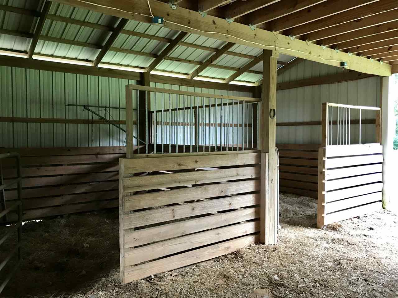 26236 Frank Road Elberta, AL 36530 - Photo 48 of 50 Horse Stalls