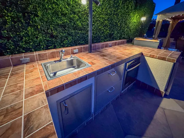 a view of an outdoor space with seating area