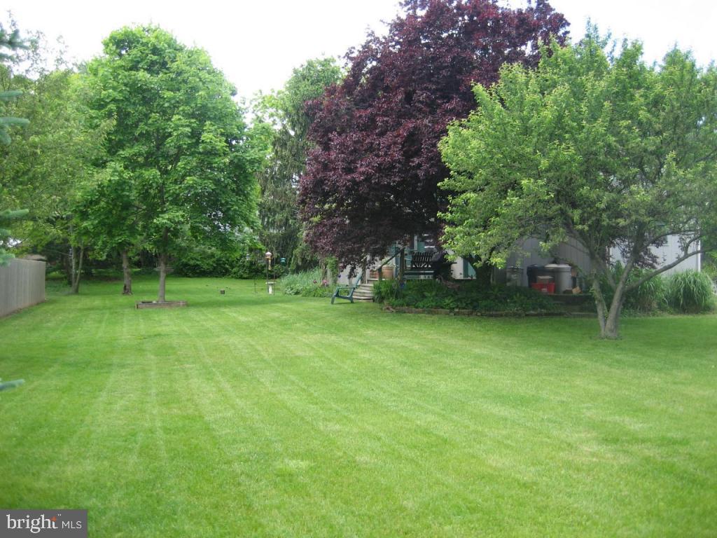 1375 East Oregon Road Lititz, PA 17543 - Photo 3 of 12