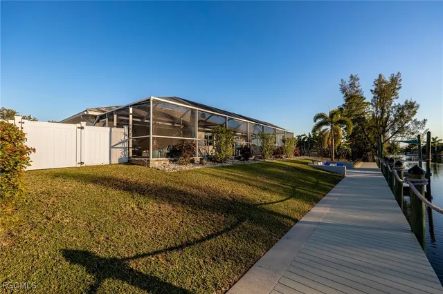 $759,000 | 2130 Southwest 17th Avenue, Cape Coral, FL 33991