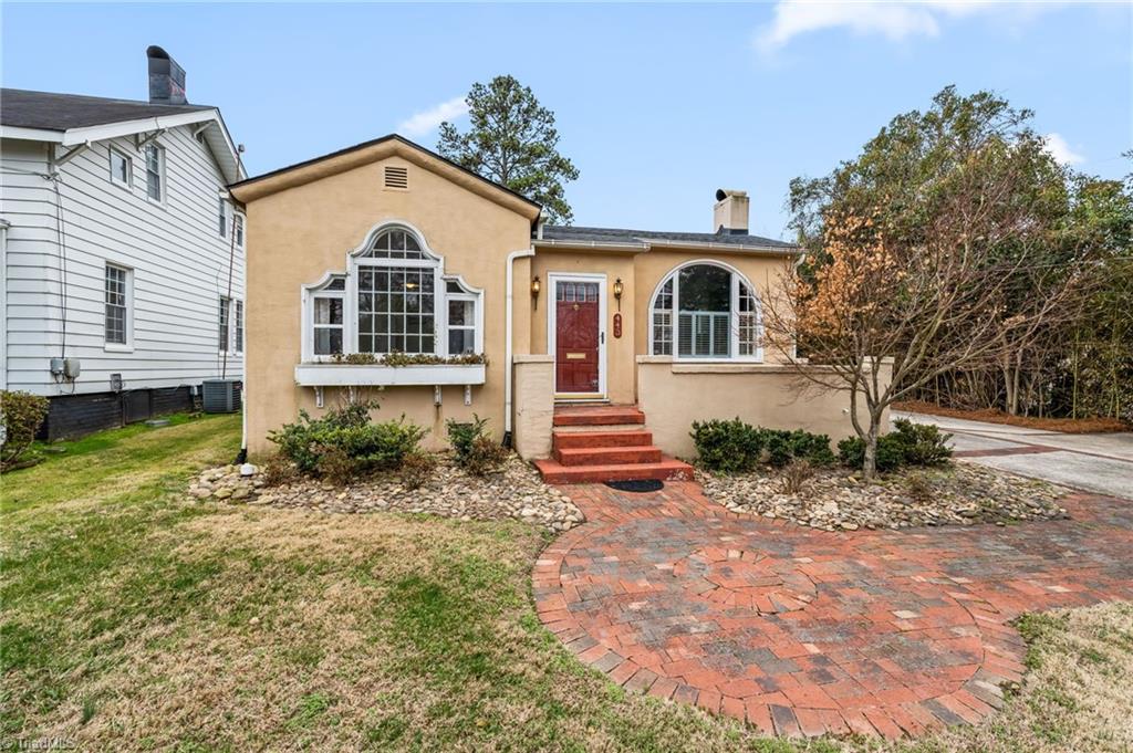 443 West Lexington Avenue High Point, NC 27262 - Photo 1 of 49