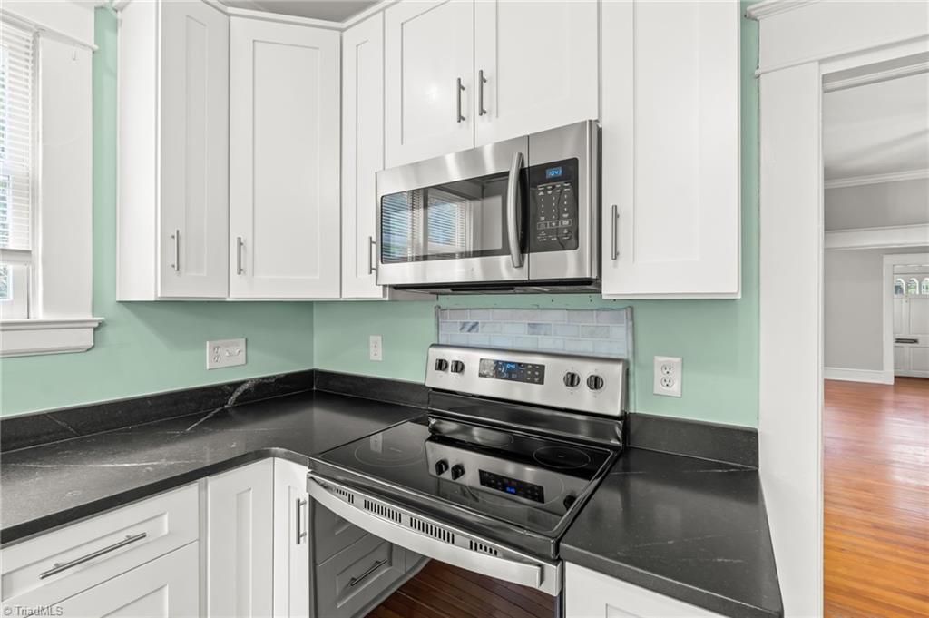 443 West Lexington Avenue High Point, NC 27262 - Photo 12 of 49