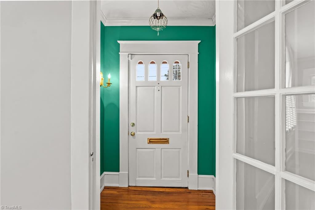 443 West Lexington Avenue High Point, NC 27262 - Photo 3 of 49