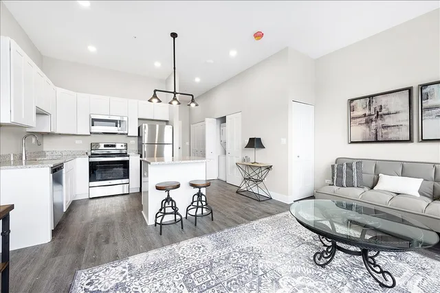 $1,550 | 1101 Ritter Street, Unit 108, North Aurora, IL 60542