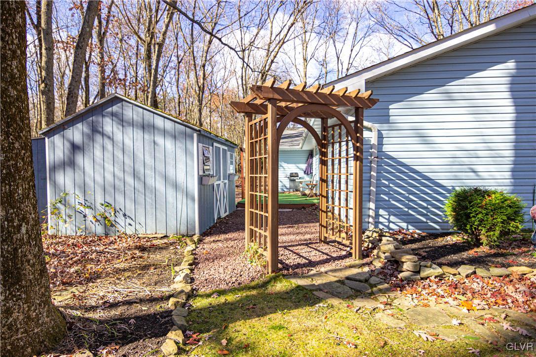 182 Indian Trail Road Jim Thorpe, PA 18229 - Photo 21 of 28 Gallery Image 21