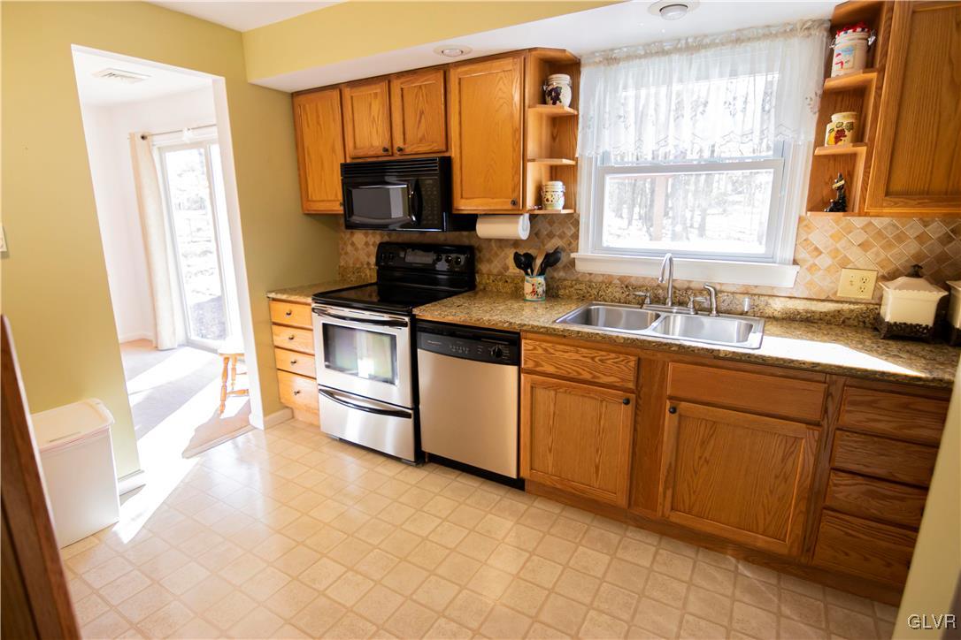 182 Indian Trail Road Jim Thorpe, PA 18229 - Photo 8 of 28 Gallery Image 8