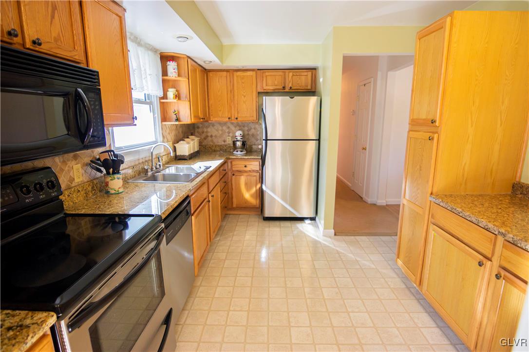 182 Indian Trail Road Jim Thorpe, PA 18229 - Photo 9 of 28 Gallery Image 9