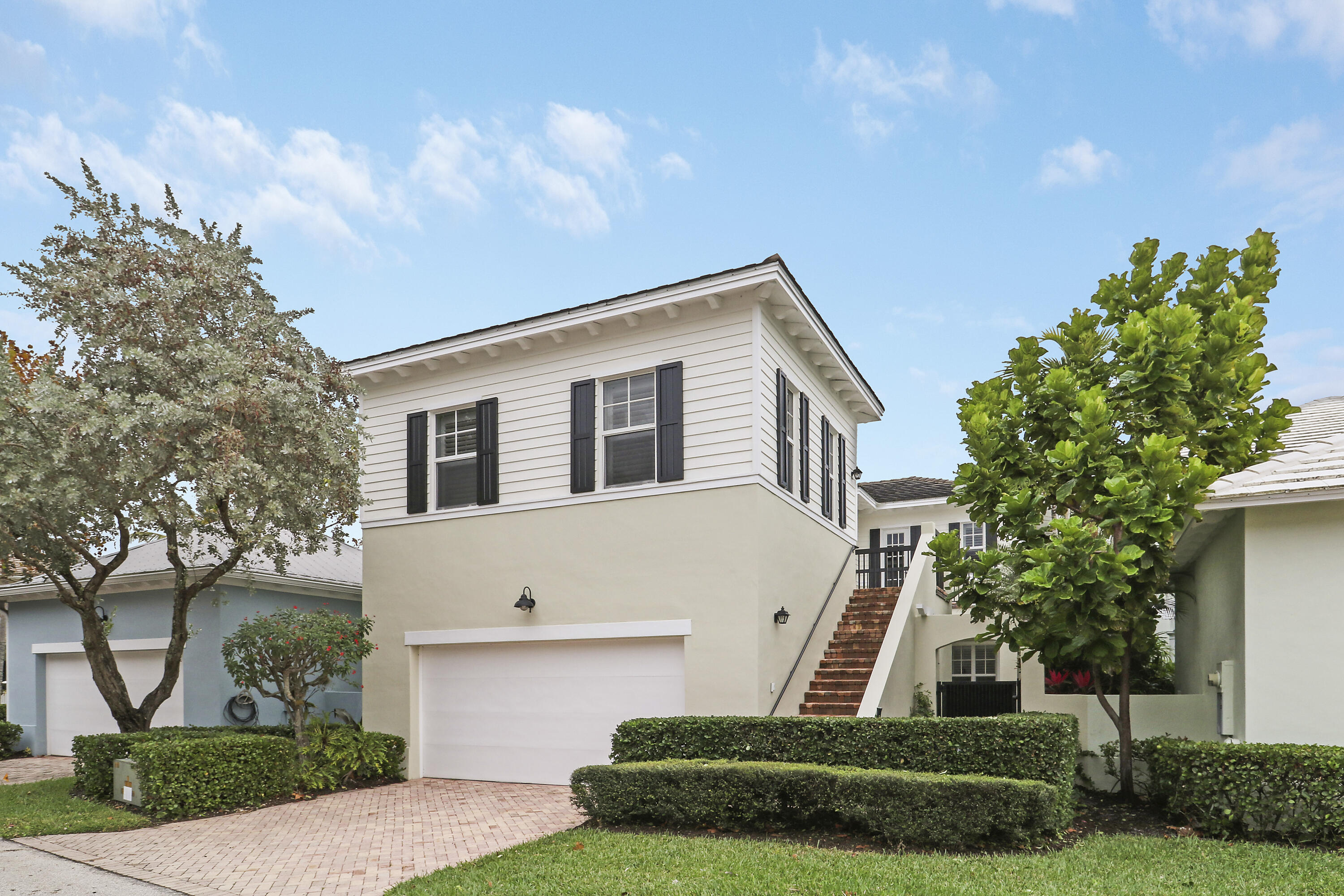 108 Spikerush Road Jupiter, FL 33458 - Photo 20 of 37 Garage and Garage Apartment