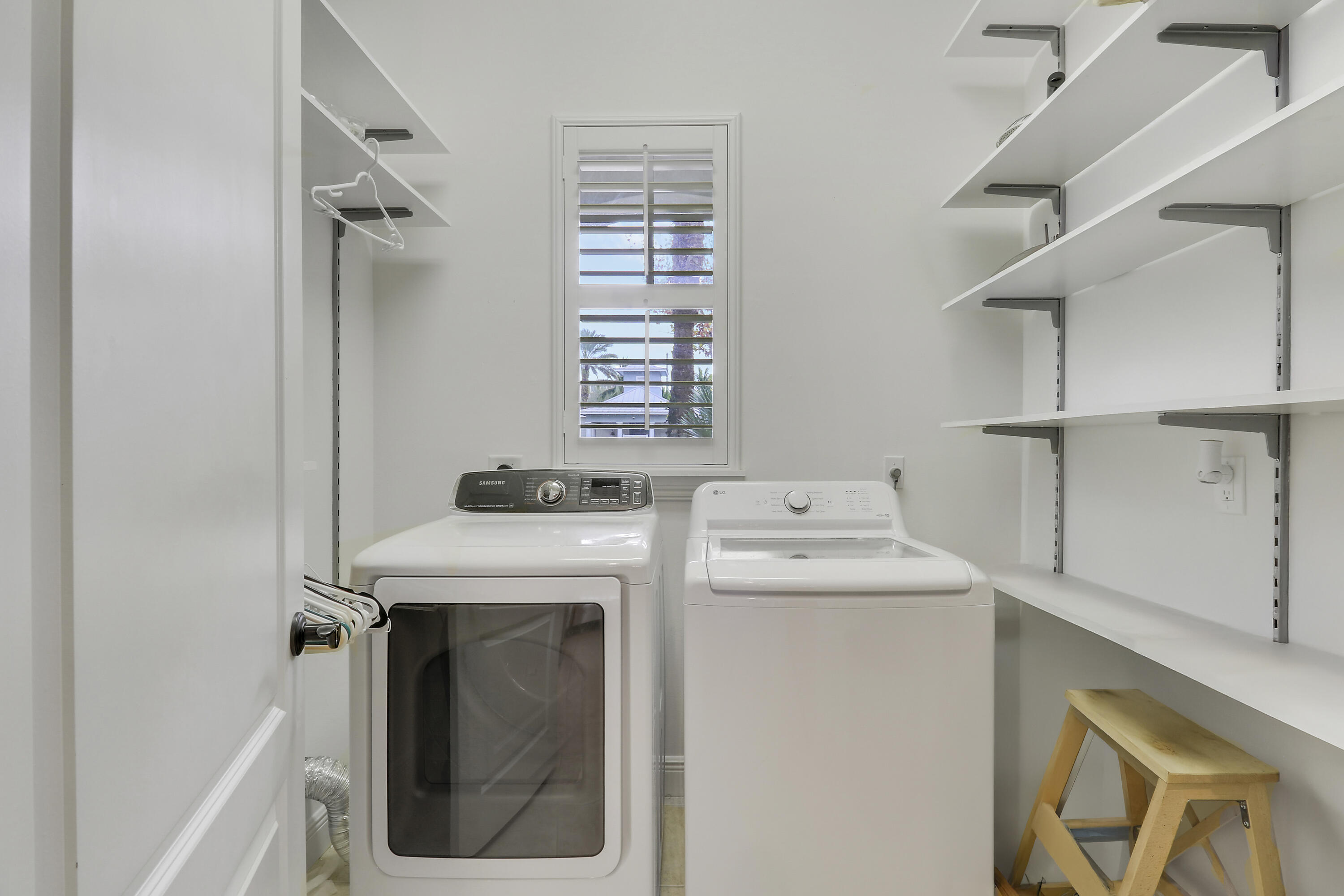 108 Spikerush Road Jupiter, FL 33458 - Photo 7 of 37 Laundry and Utility