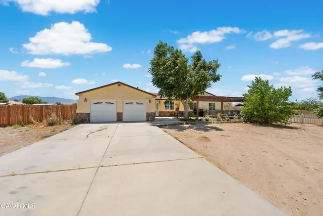 $469,900 | 11138 East Ave R-2, Littlerock, CA 93543