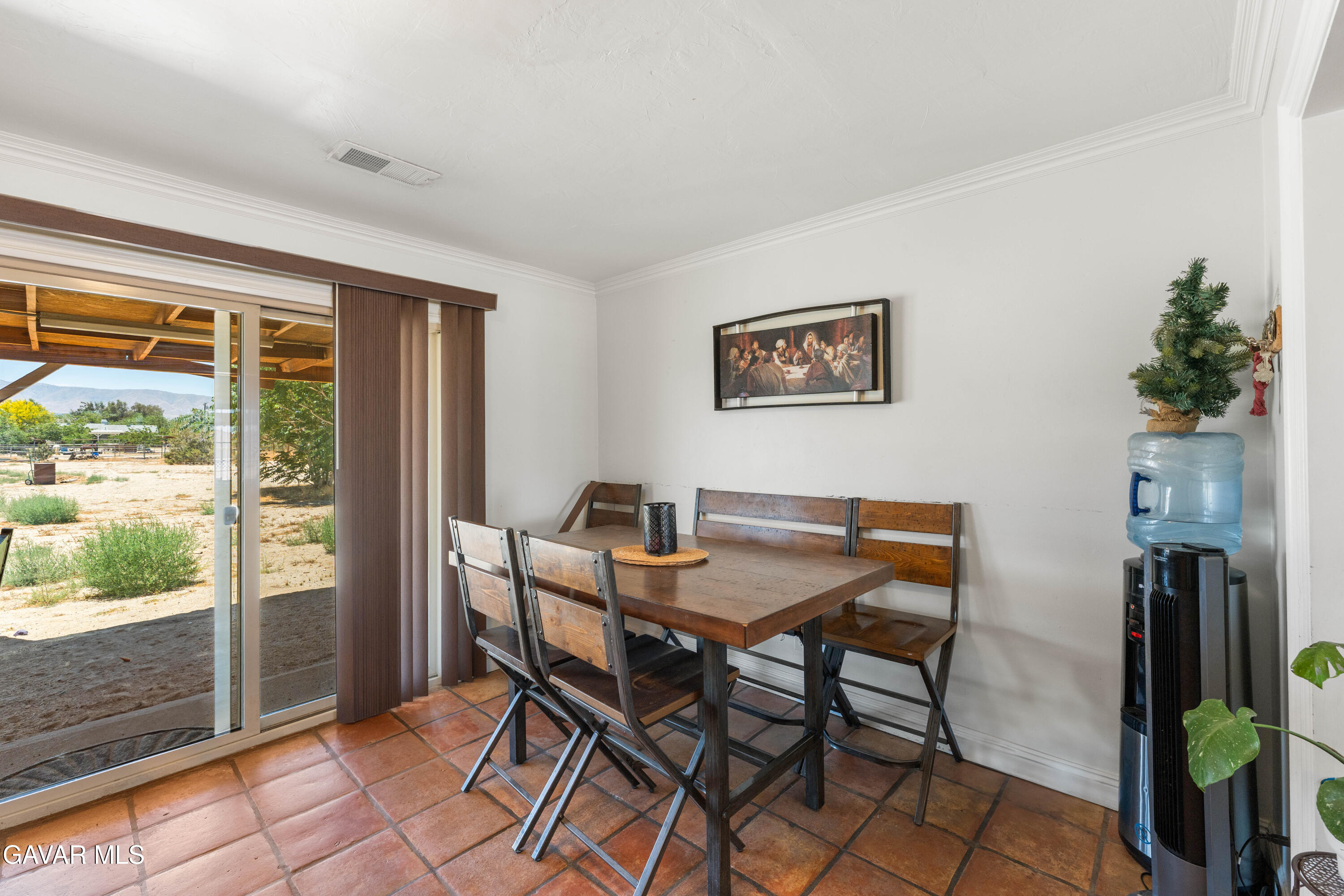 11138 East Ave R-2 Littlerock, CA 93543 - Photo 10 of 39 E Ave R2-17