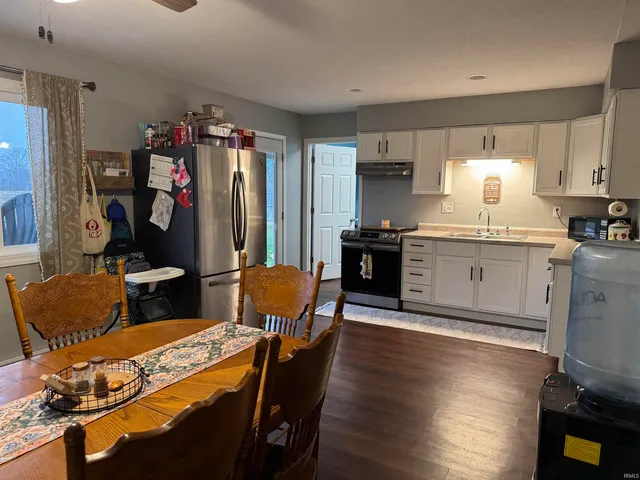 $140,000 | 394 West Delaware Court, Albany, IN 47320