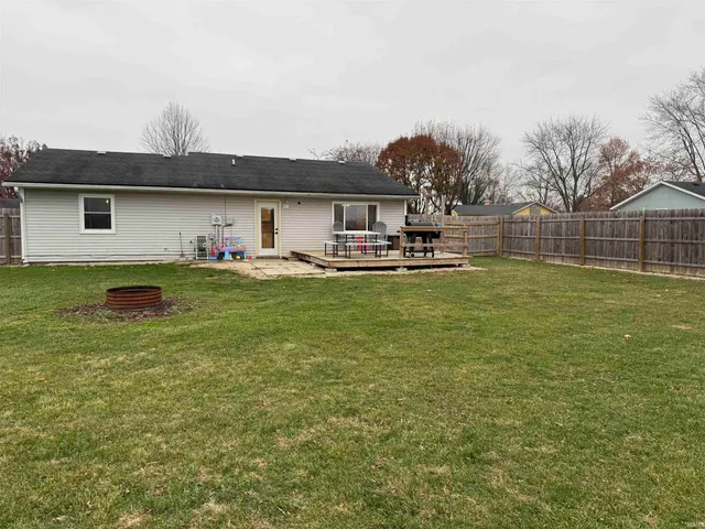 $140,000 | 394 West Delaware Court, Albany, IN 47320