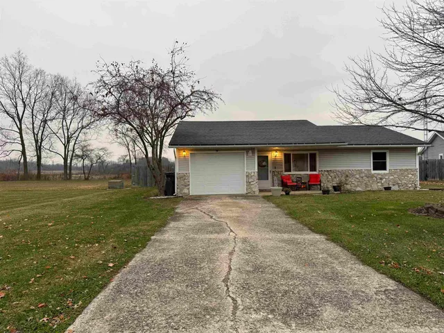 $140,000 | 394 West Delaware Court, Albany, IN 47320