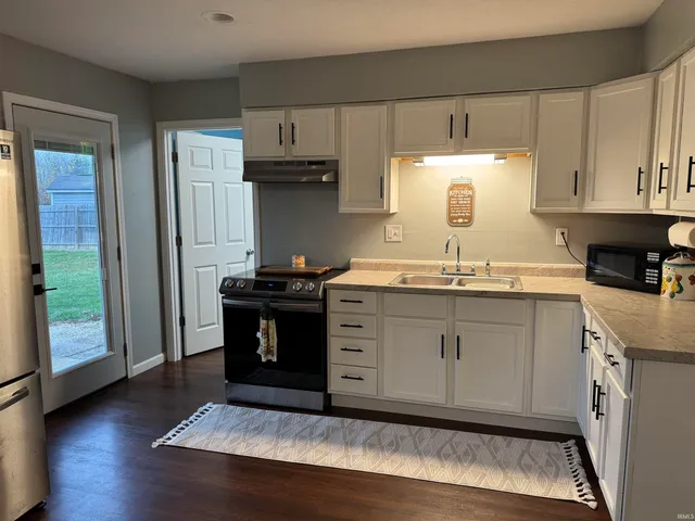 $140,000 | 394 West Delaware Court, Albany, IN 47320