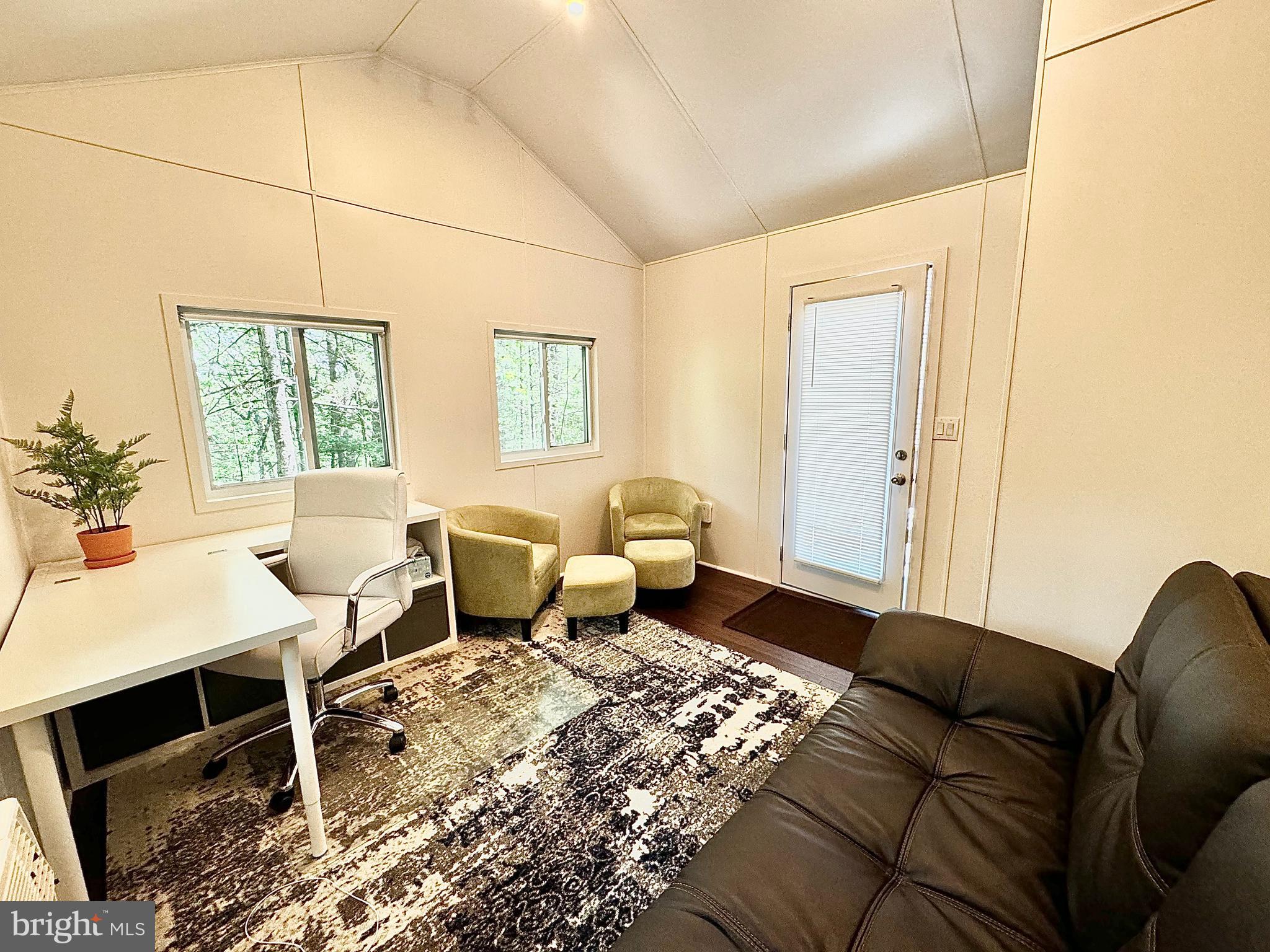 393 South Maple Road Mount Jackson, VA 22842 - Photo 23 of 28 Bunk House features