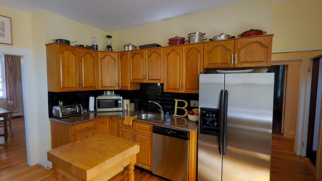 17 Bailey Road, Unit 1 Watertown, MA 02472 - Photo 8 of 27 Gallery Image 8