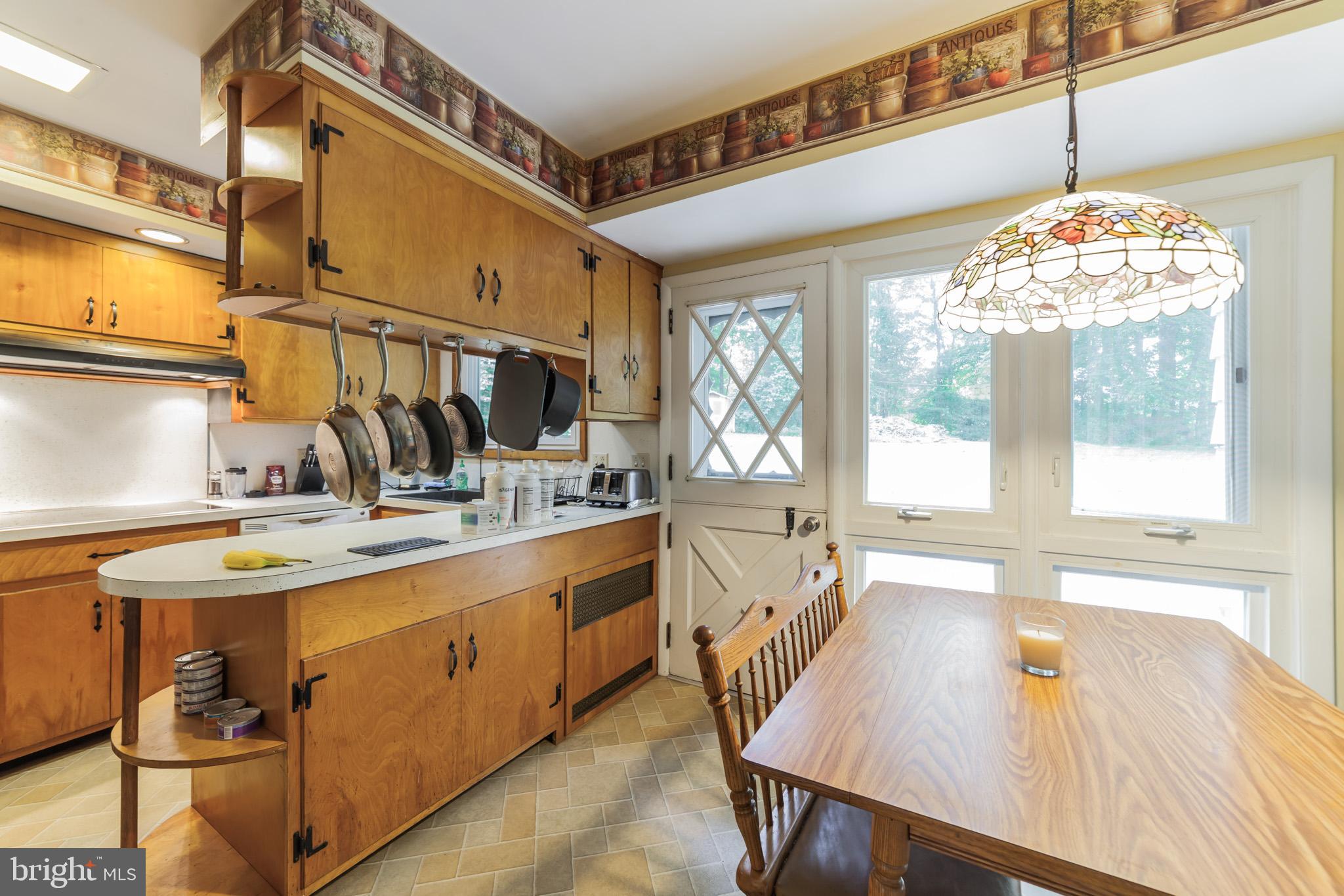 117 Crestview Road Phoenixville, PA 19460 - Photo 14 of 32 Kitchen