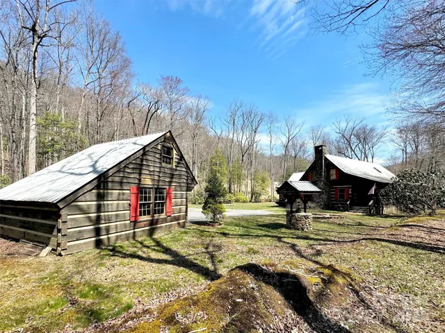 $1,050,000 | 7810 Little Snowbird Road, Robbinsville, NC 28771