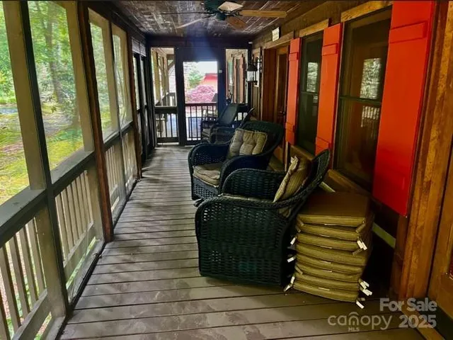 $1,050,000 | 7810 Little Snowbird Road, Robbinsville, NC 28771