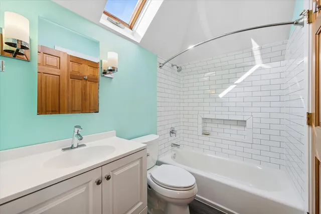 $725,000 | 175 Berteau Avenue, Elmhurst, IL 60126