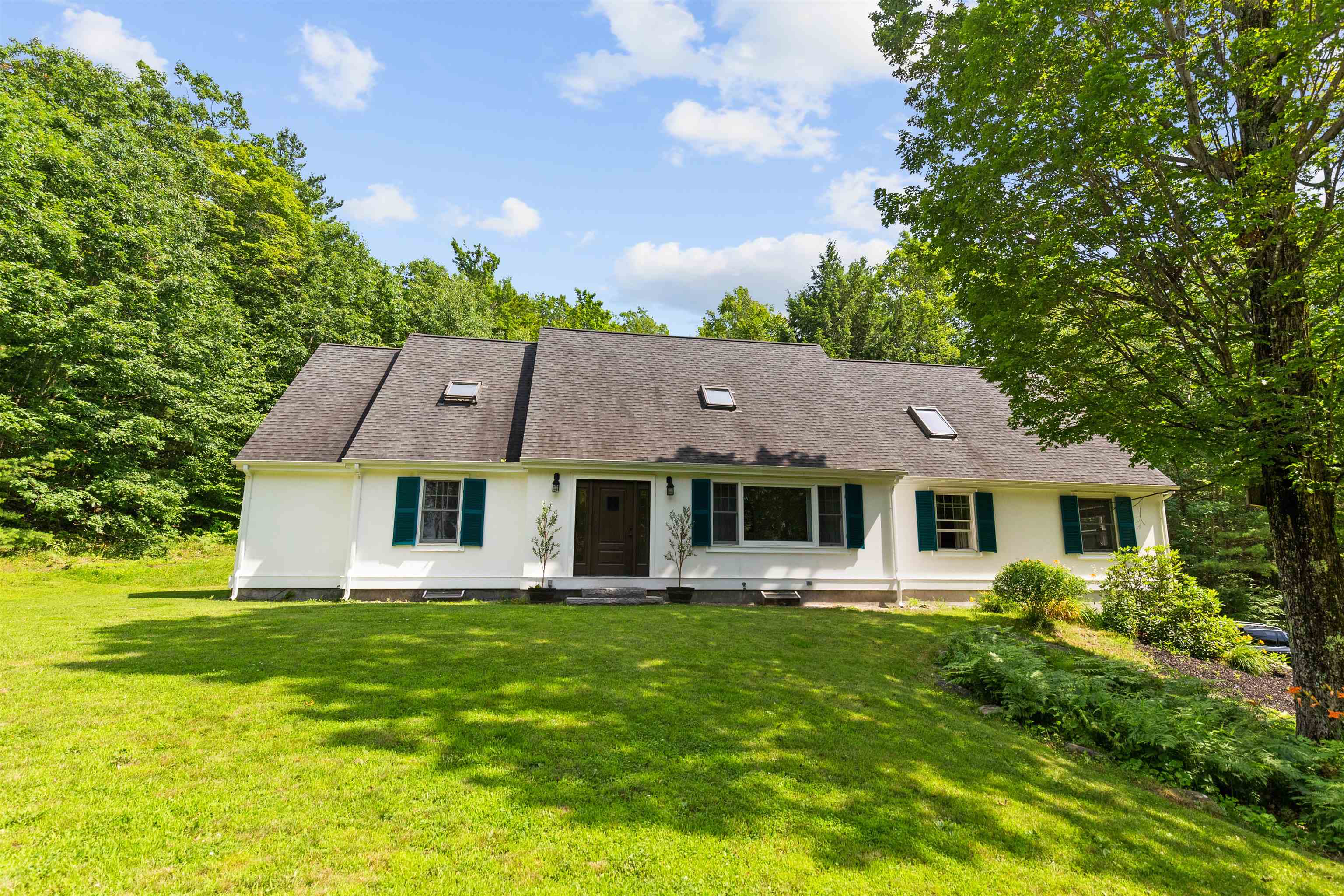 240 Mountain Road Sandwich, NH 03227 - Photo 7 of 59