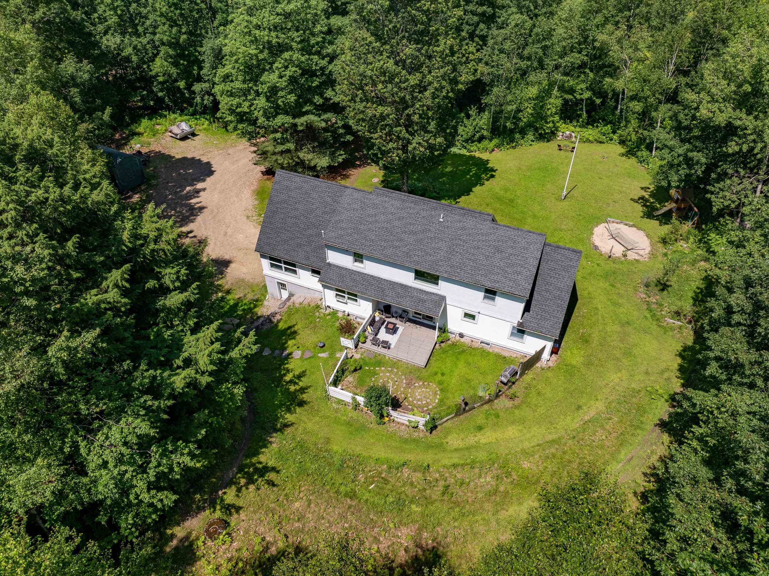 240 Mountain Road Sandwich, NH 03227 - Photo 8 of 59