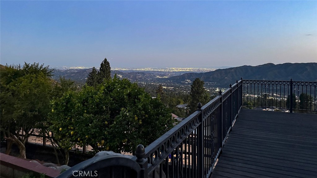 5660 Pine Cone Road La Crescenta, CA 91214 - Photo 39 of 40