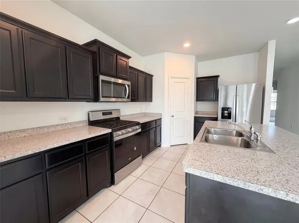 $290,000 | 10401 Ft Teran Trail, Crowley, TX 76036