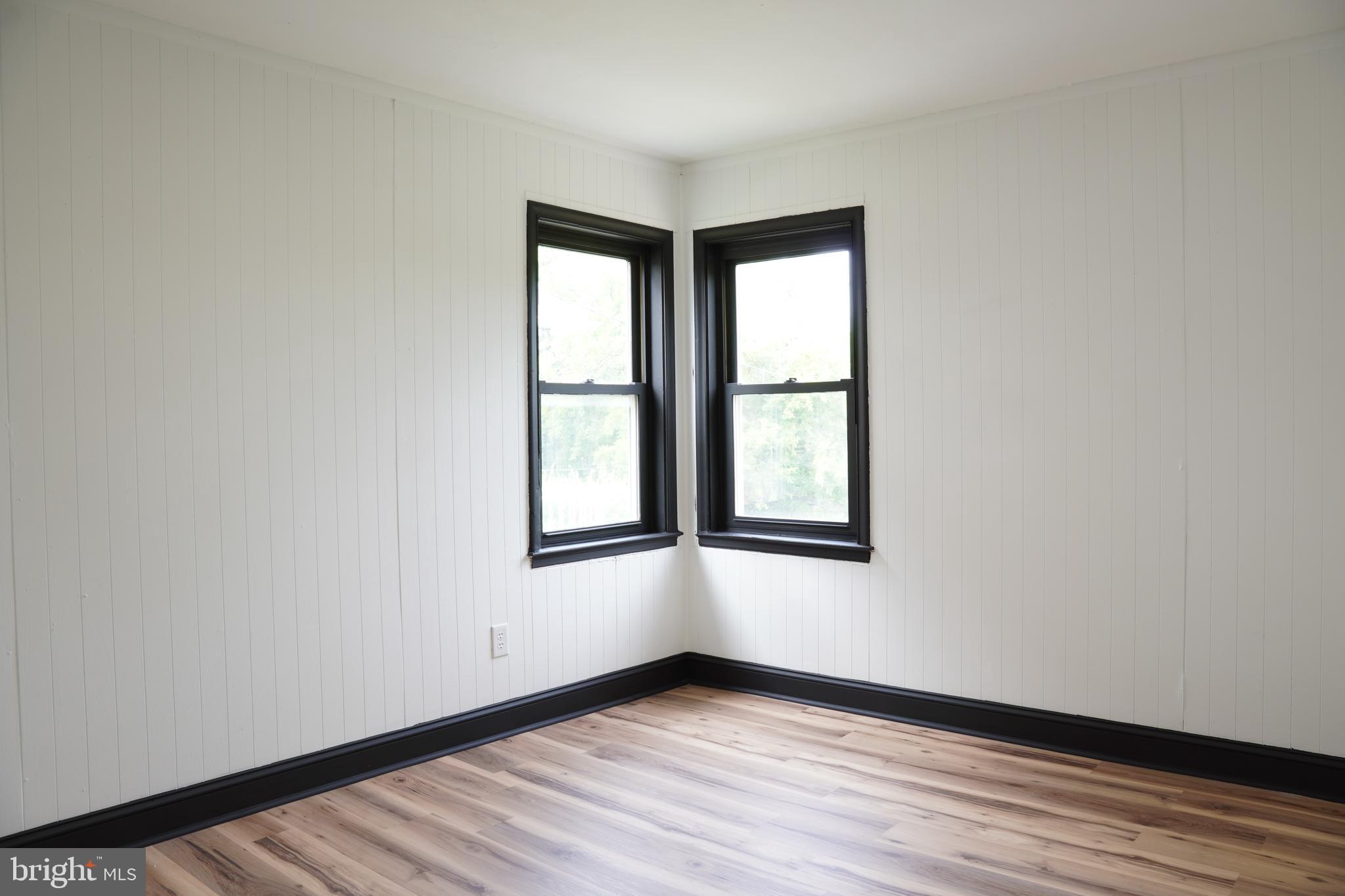 1421 Fayette Avenue Reading, PA 19607 - Photo 10 of 20 Bedroom 1