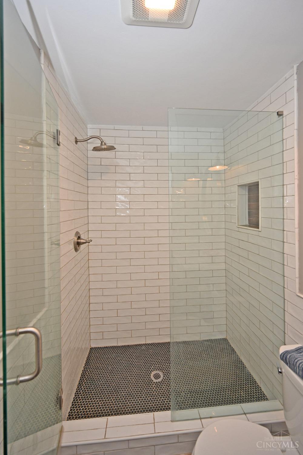 7084 Salem Road Cincinnati, OH 45230 - Photo 16 of 45