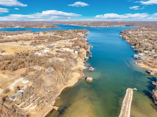 $455,000 | 83 Baugh Drive, Gainesville, TX 76240