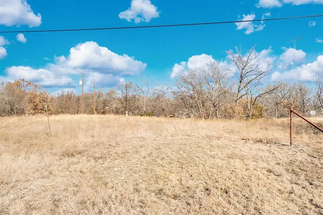 $455,000 | 83 Baugh Drive, Gainesville, TX 76240