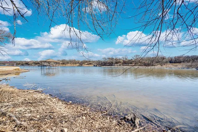 $455,000 | 83 Baugh Drive, Gainesville, TX 76240