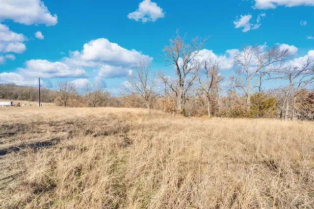 $455,000 | 83 Baugh Drive, Gainesville, TX 76240