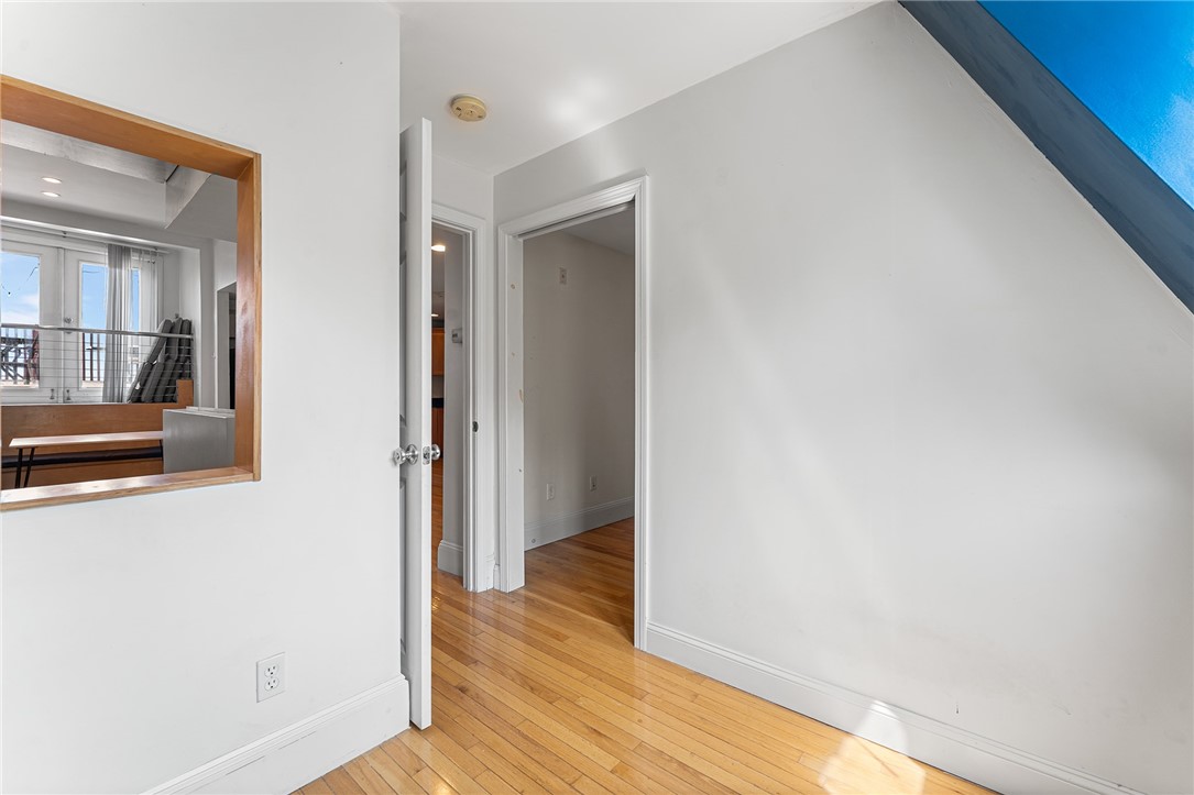 103 Doyle Avenue, Unit 3 Providence, RI 02906 - Photo 12 of 26 Gallery Image 12