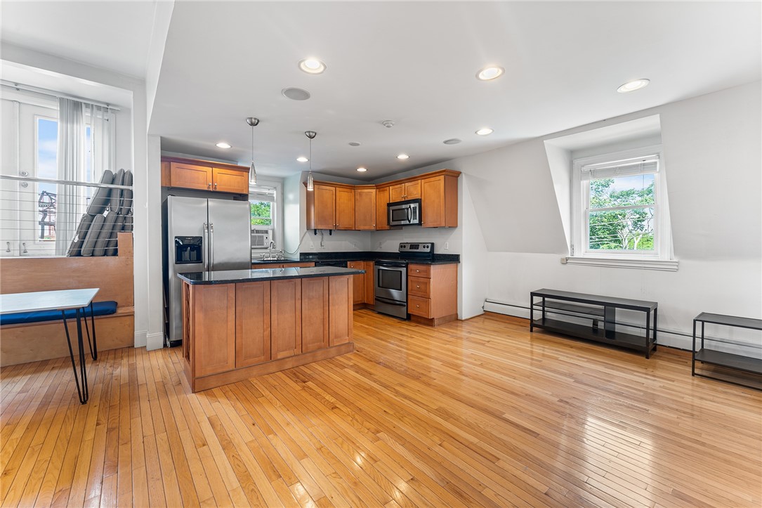 103 Doyle Avenue, Unit 3 Providence, RI 02906 - Photo 5 of 26 Gallery Image 5