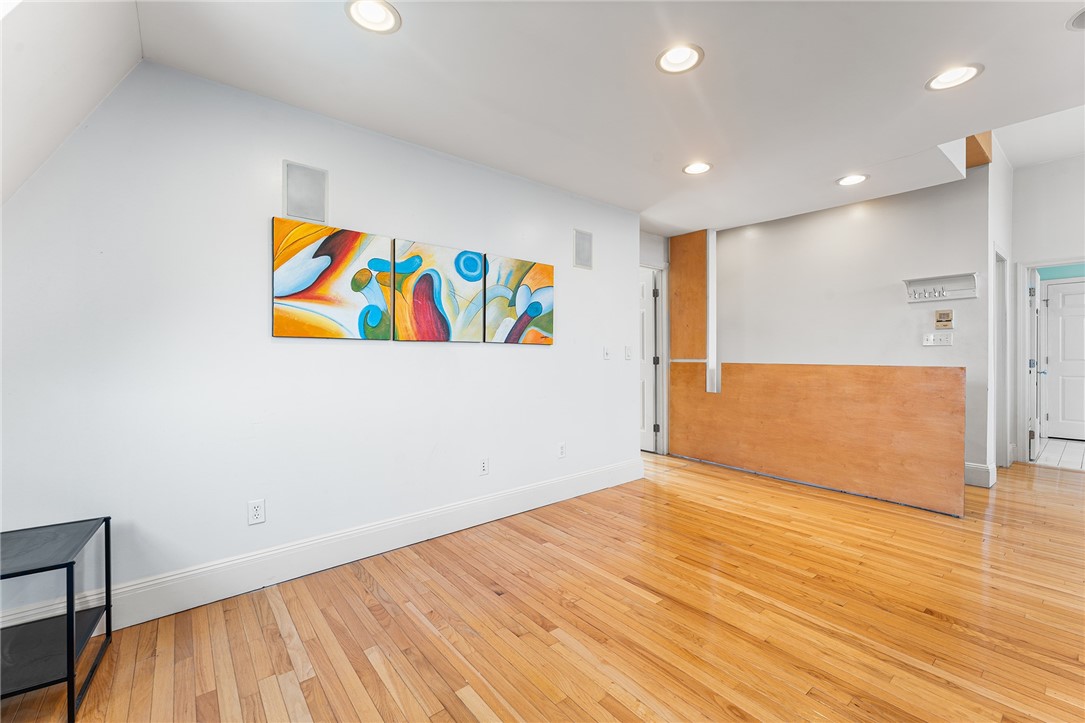 103 Doyle Avenue, Unit 3 Providence, RI 02906 - Photo 10 of 26 Gallery Image 10