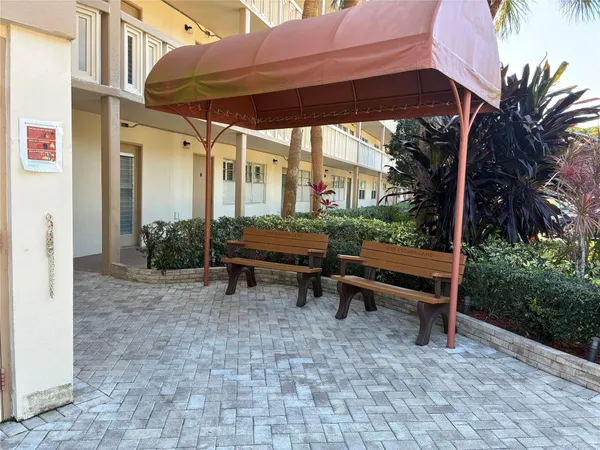 $115,000 | 2301 Lucaya Lane, Unit F1, Coconut Creek, FL 33066
