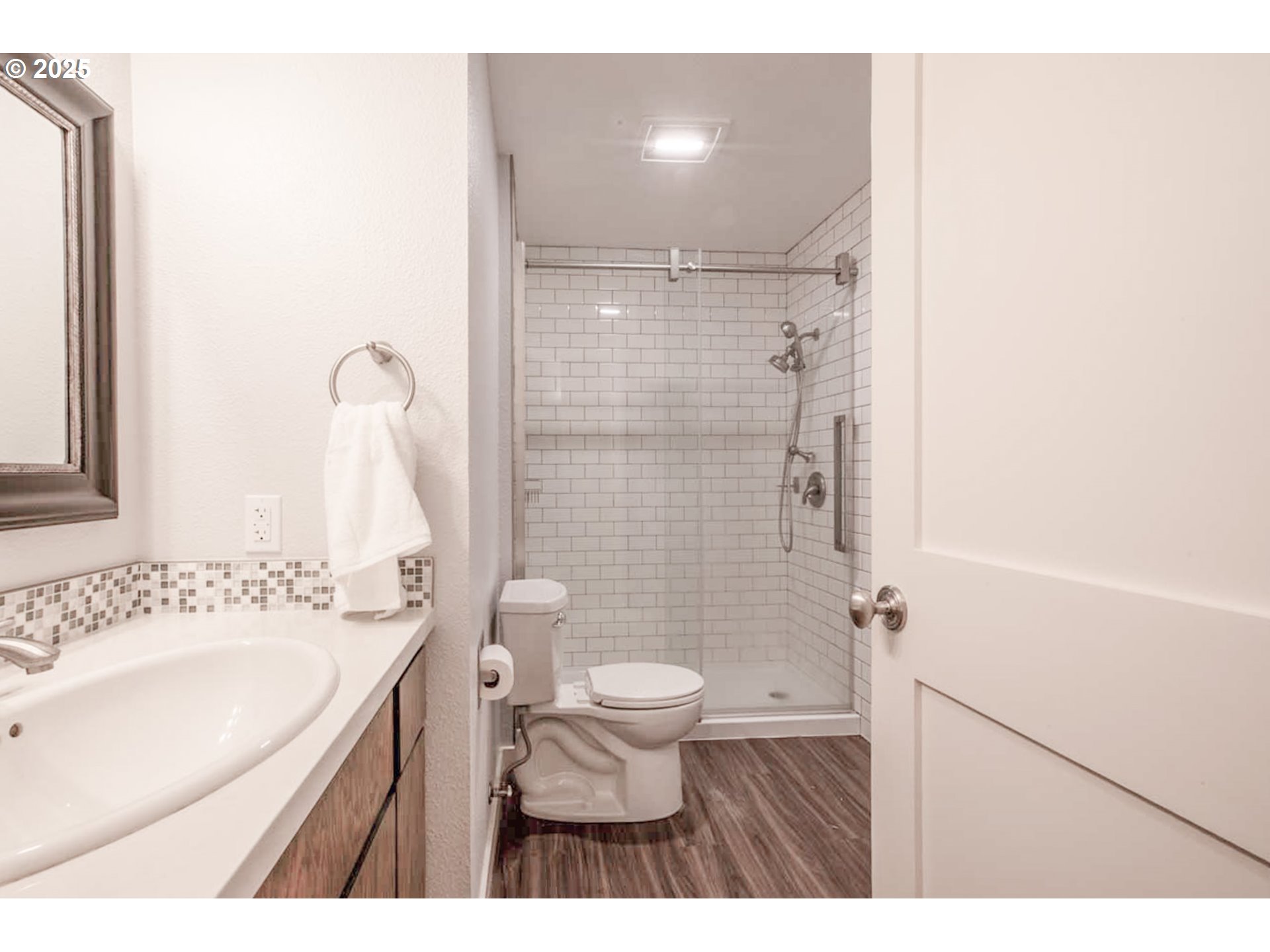 202 Foxtail Drive Eugene, OR 97405 - Photo 12 of 35