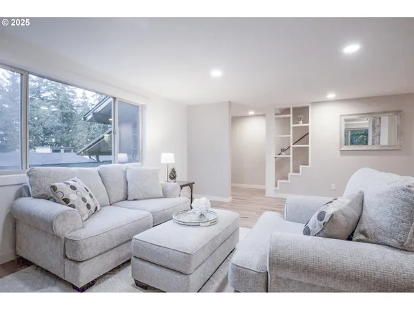 $410,000 | 202 Foxtail Drive, Eugene, OR 97405