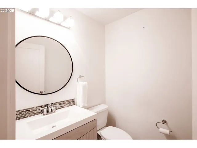 $410,000 | 202 Foxtail Drive, Eugene, OR 97405