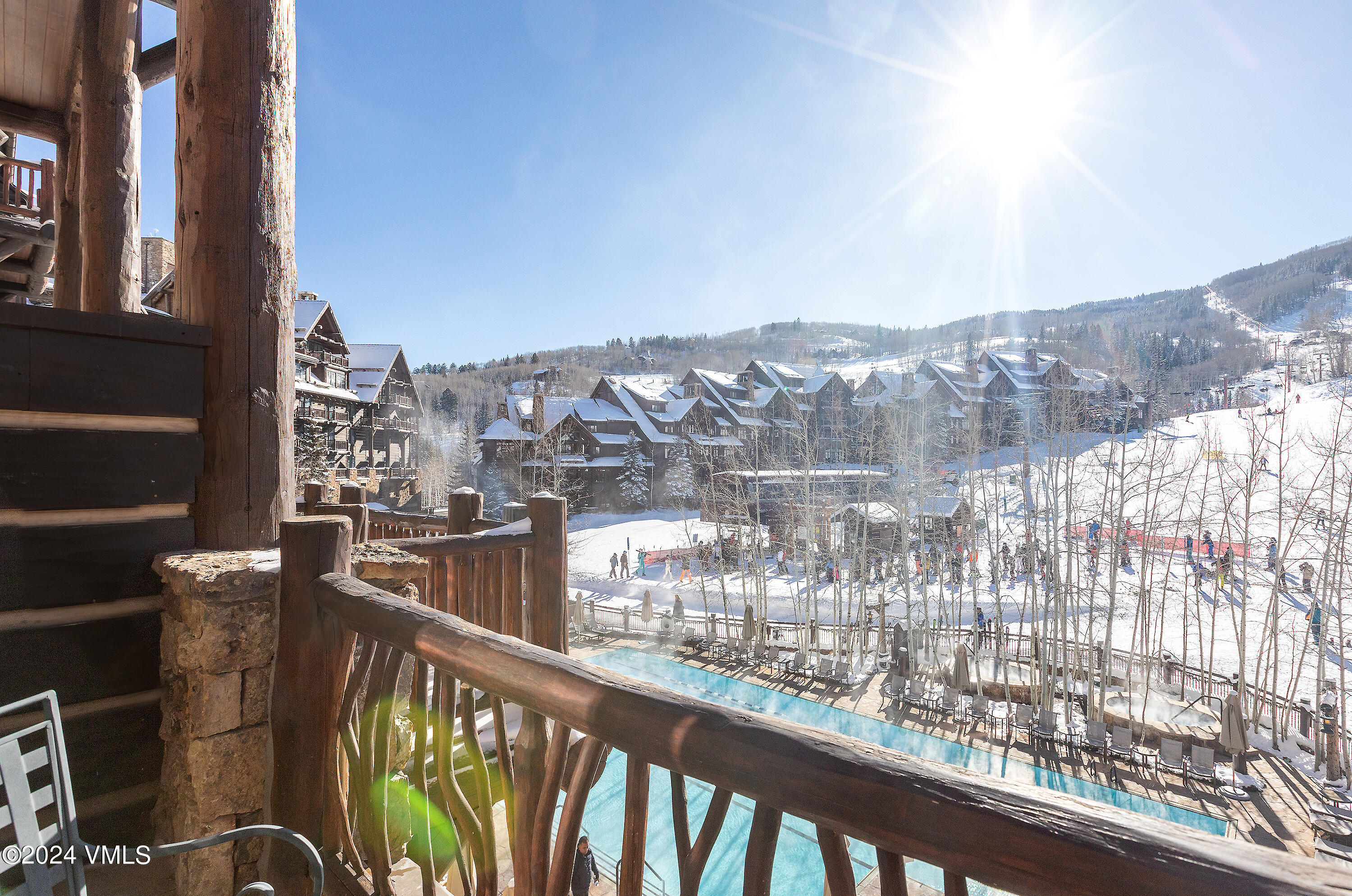 130 Daybreak Ridge Road, Unit HS658/660 Avon, CO 81620 - Photo 4 of 27 a view of a balcony with city view
