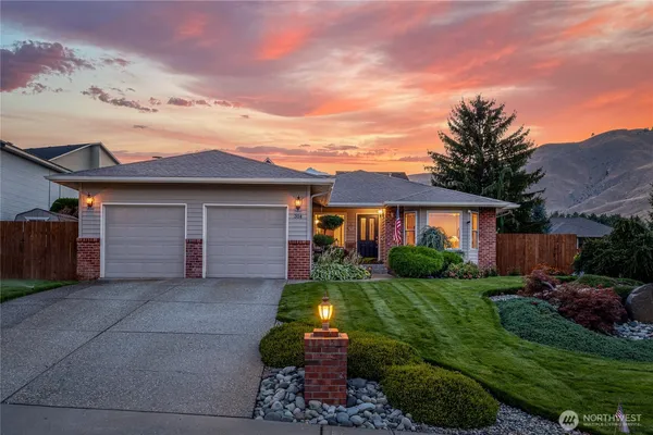 $569,900 | 314 Canyon Place, Wenatchee, WA 98801