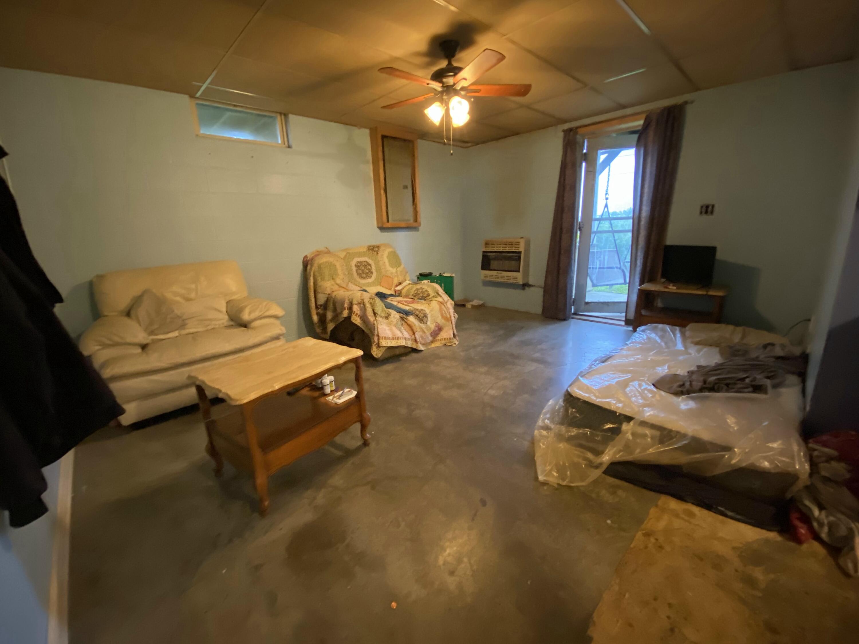 388 Poor Farm Road Beattyville, KY 41311 - Photo 23 of 30 4F8973EE-878D-4675-A858-519F6534ABB9