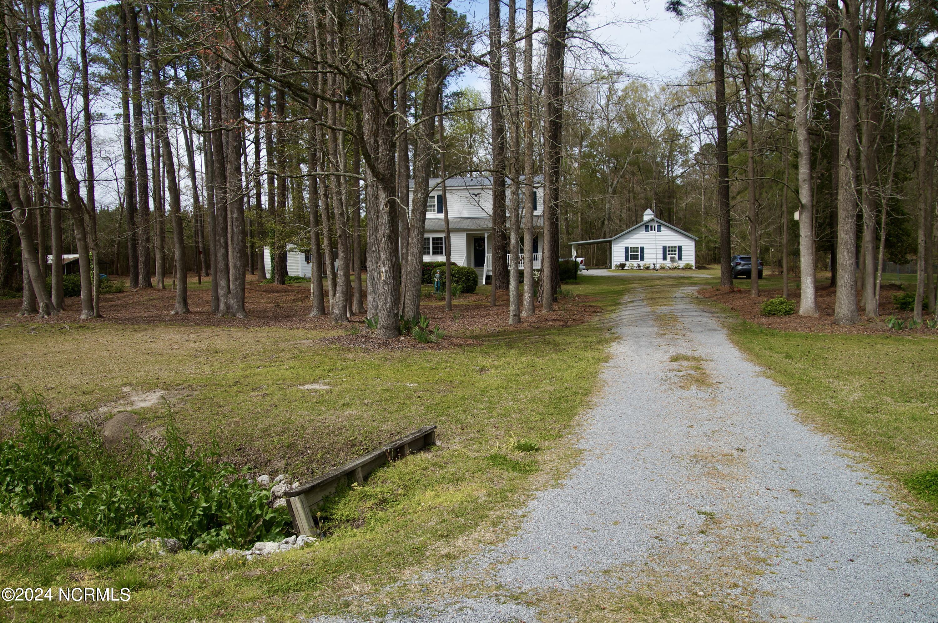 740 Taylor Heath Road Kinston, NC 28501 - Photo 3 of 37 DSC05706