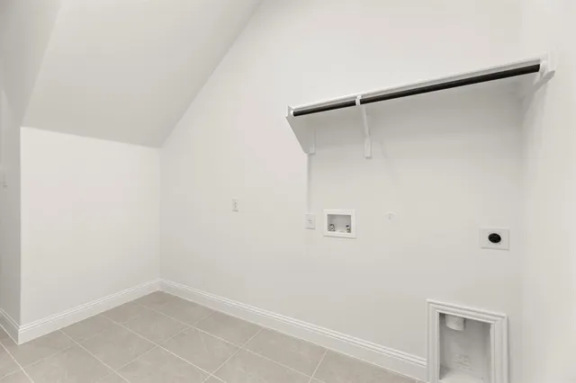 $590,990 | 632 Brazos Drive, Van Alstyne, TX 75495