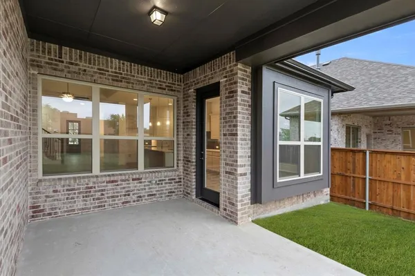 $580,990 | 632 Brazos Drive, Van Alstyne, TX 75495