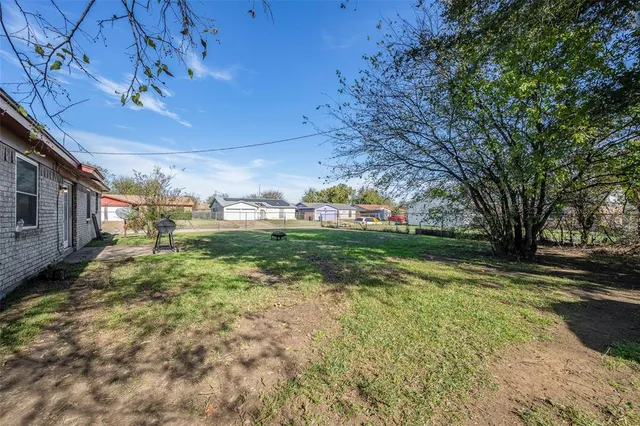 $189,000 | 3501 Richardson Court West, Fort Worth, TX 76119