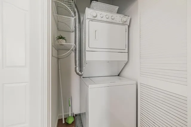 $568,000 | 801 South Winchester Boulevard, Unit 2401, San Jose, CA 95128